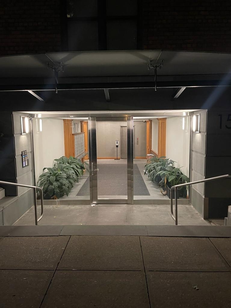 West 16th Street - Photo 12