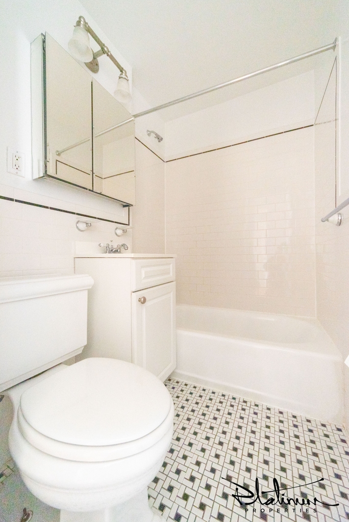 West 73rd Street - Photo 5
