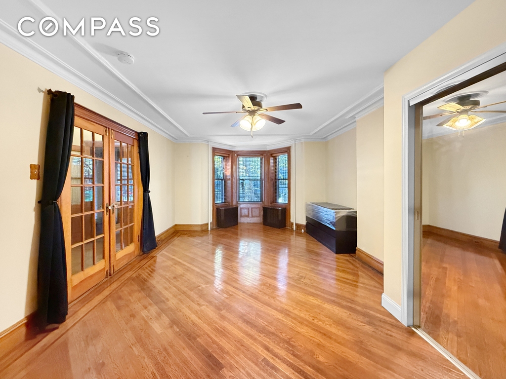 59th Street - Photo 2