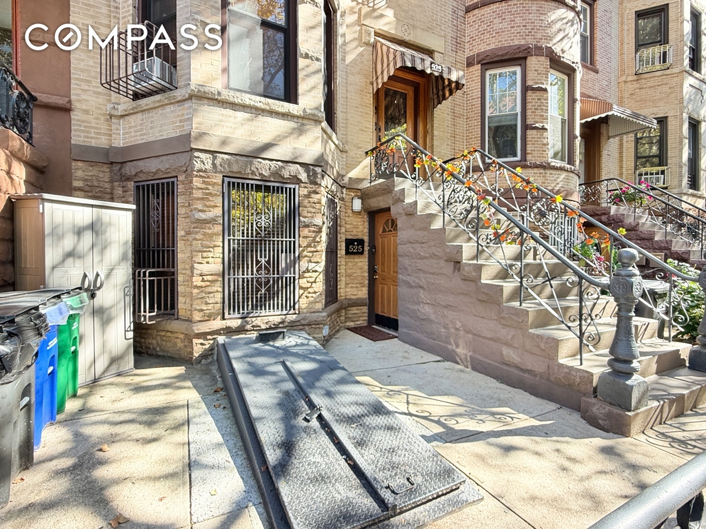 59th Street - Photo 1