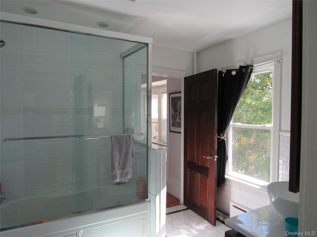 94 Main Street - Photo 10