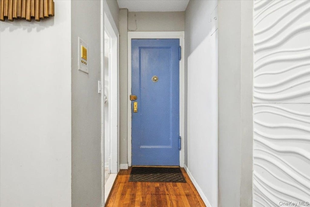 68-12 Burns Street - Photo 5