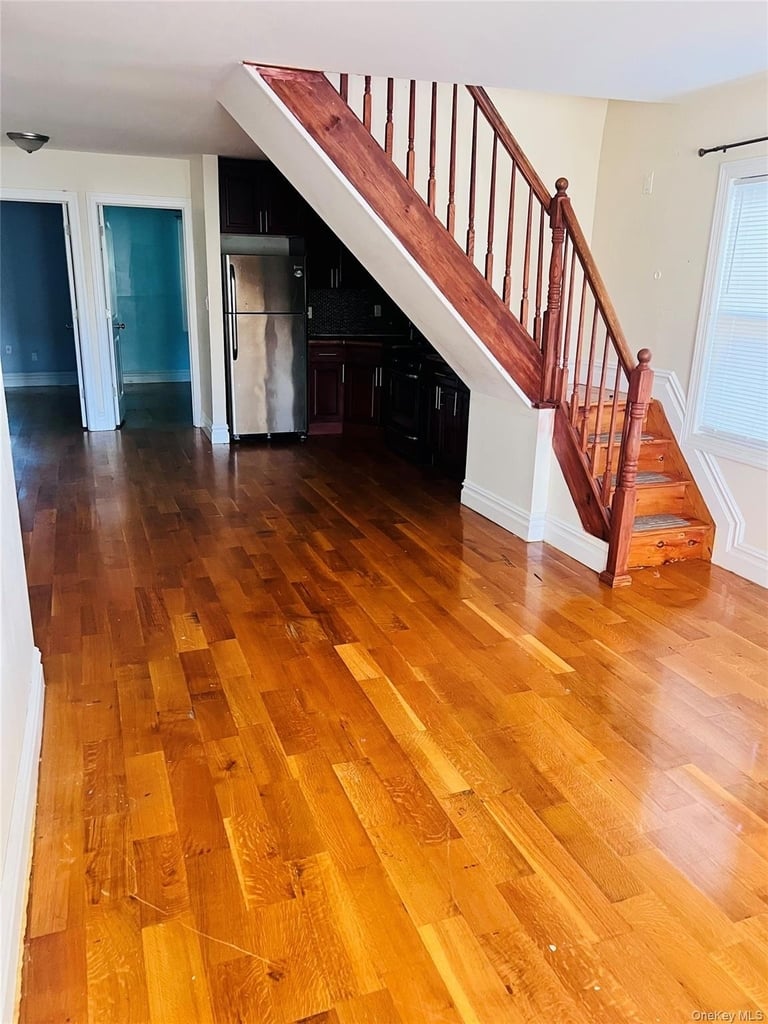 190-60 111th Avenue - Photo 1