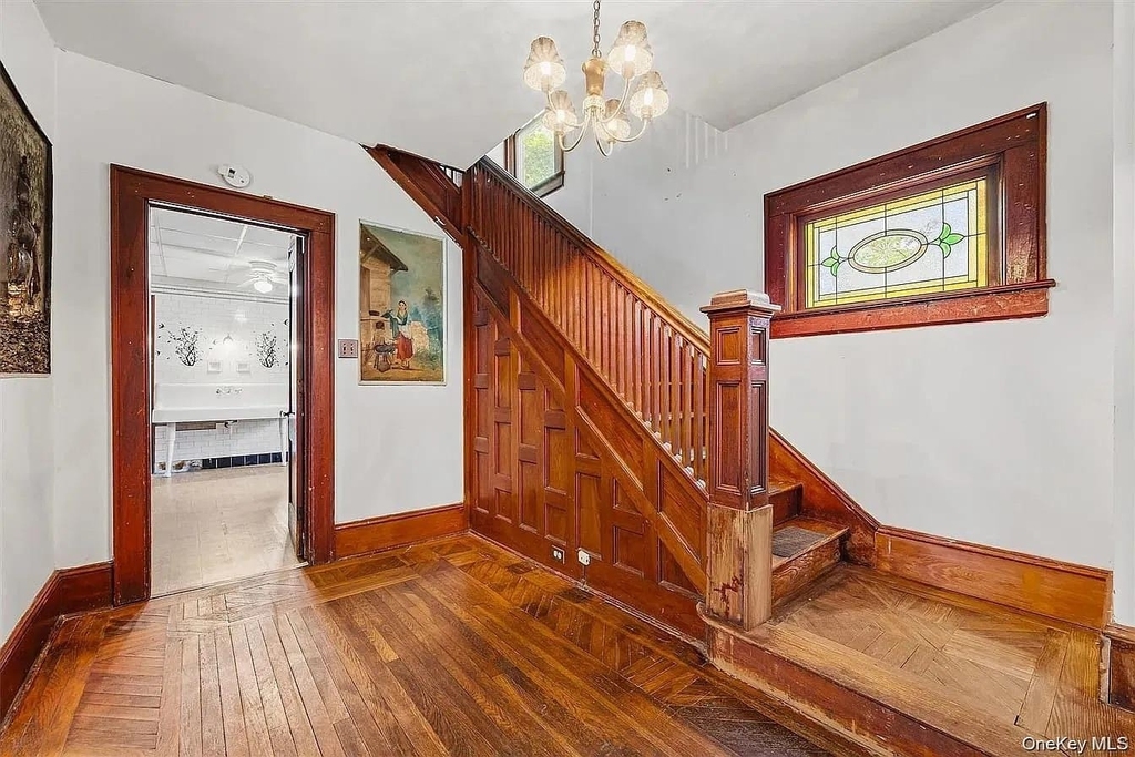 13 Cottage Street - Photo 2