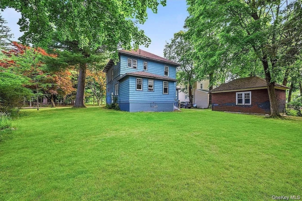 13 Cottage Street - Photo 1