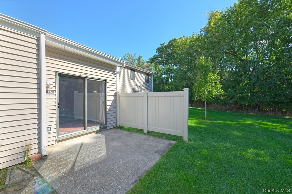 56 South Pond Lane - Photo 19