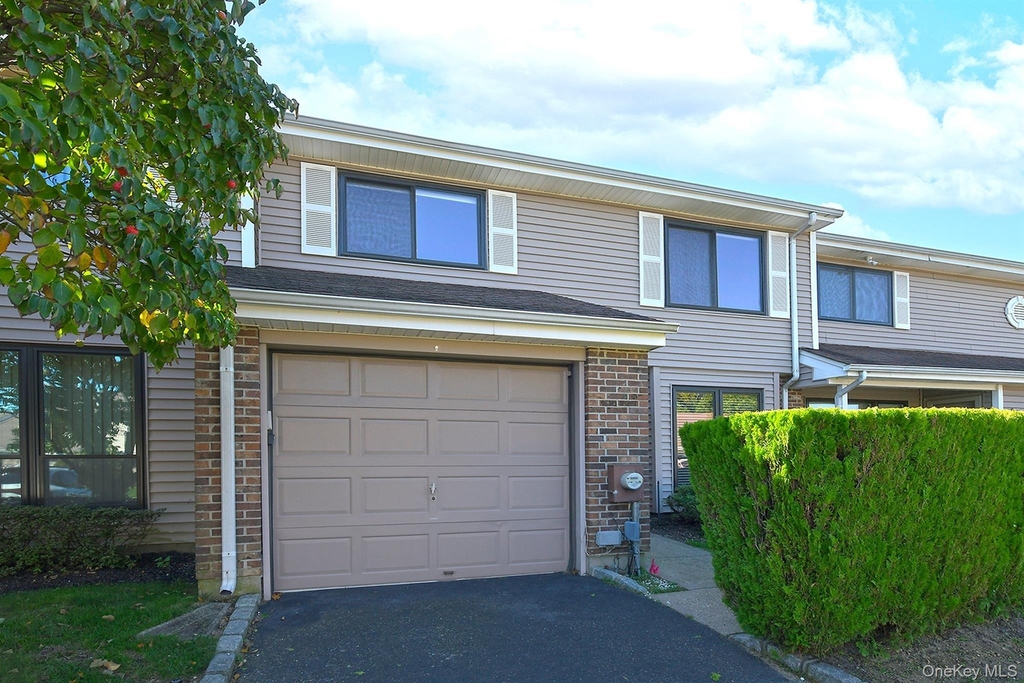 56 South Pond Lane - Photo 4