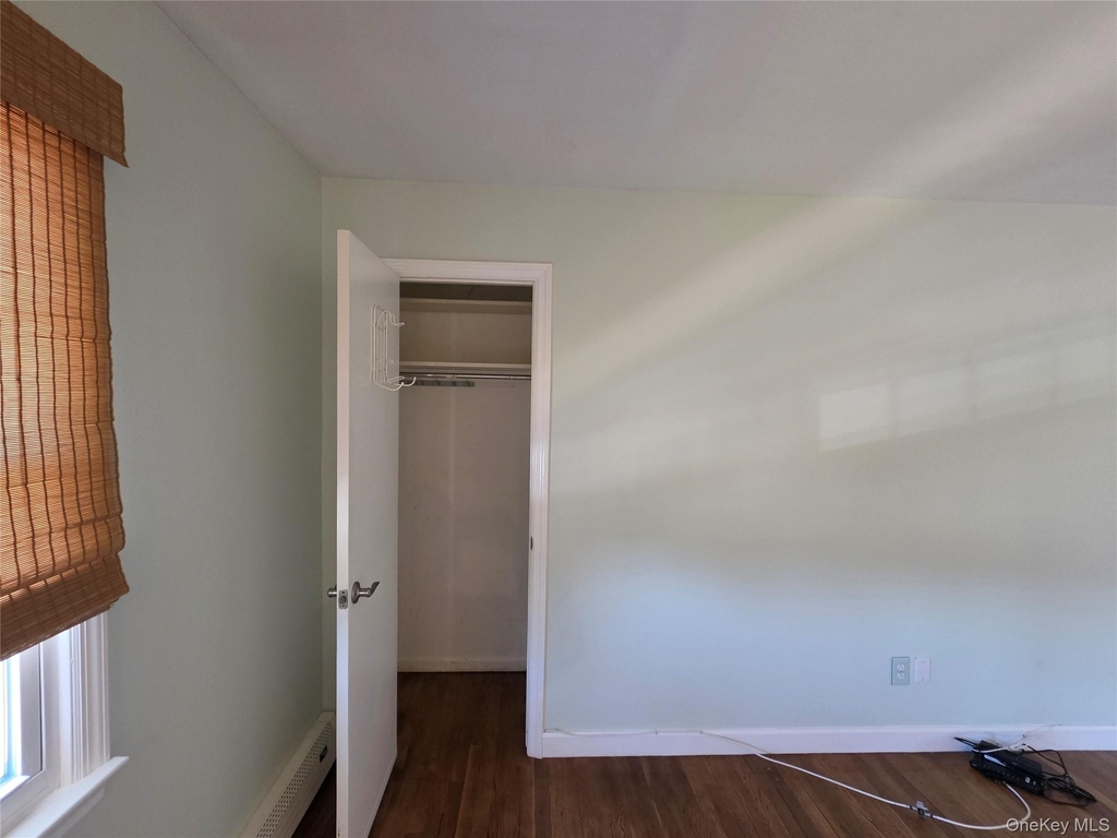 240 S Broadway - Photo 11