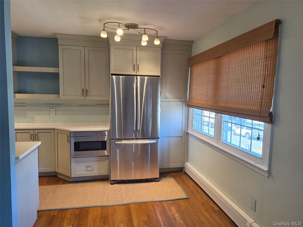 240 S Broadway - Photo 3