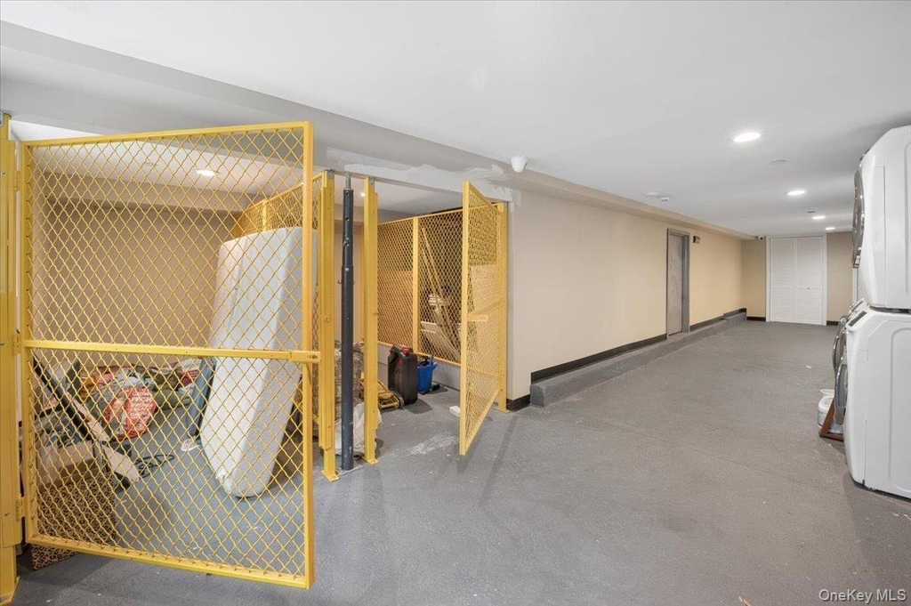 84 Howard Street - Photo 14