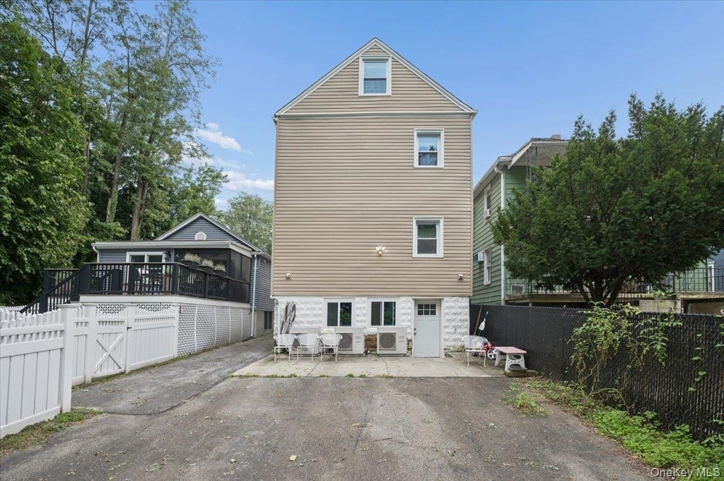 84 Howard Street - Photo 17