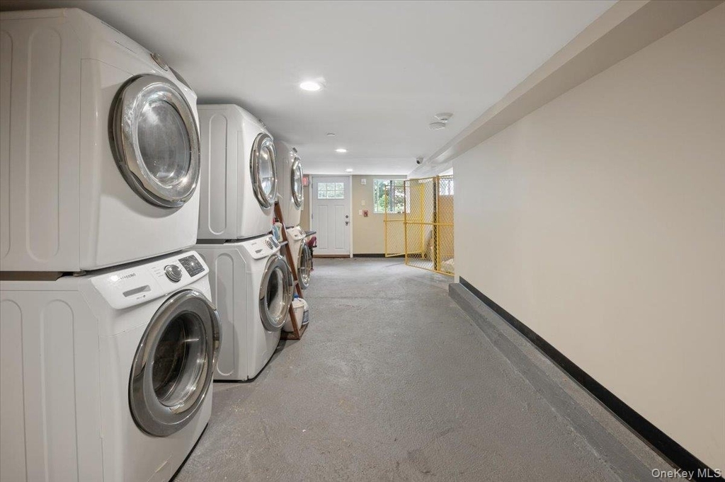 84 Howard Street - Photo 13