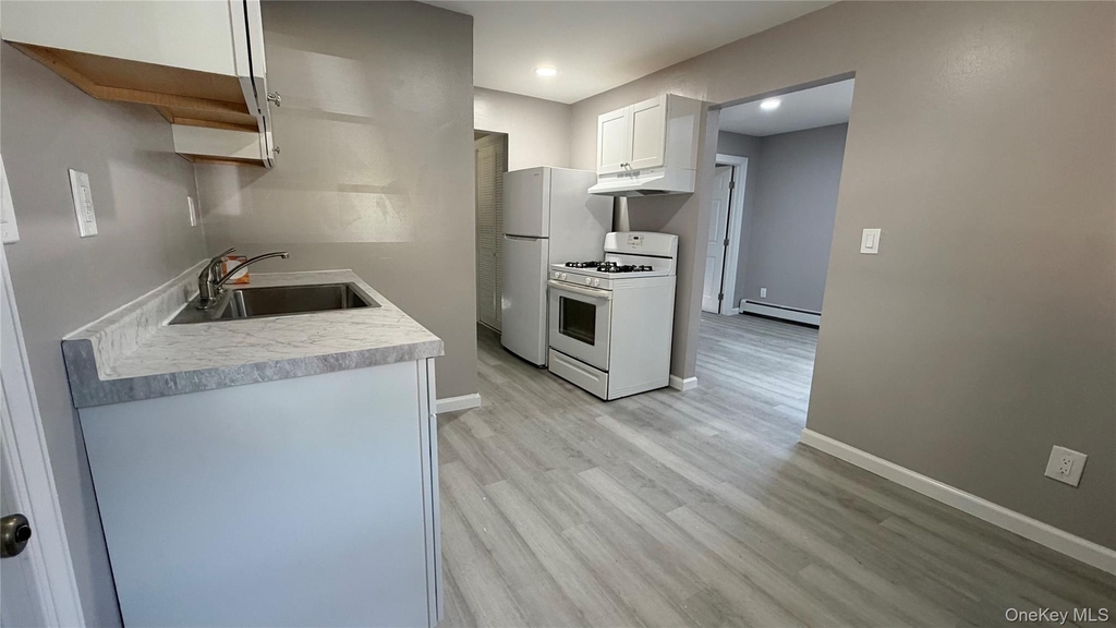 595 Saddle River Road - Photo 8