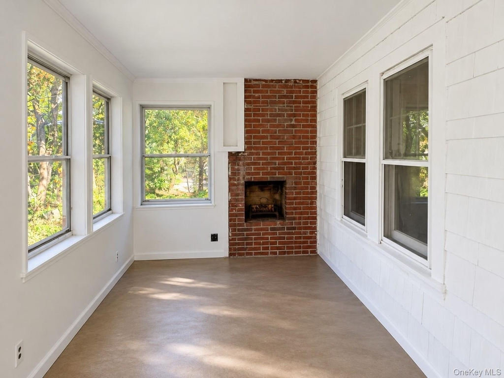 351 Manhattan Avenue - Photo 12