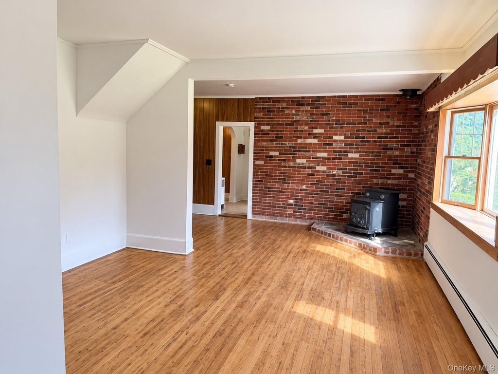 351 Manhattan Avenue - Photo 15