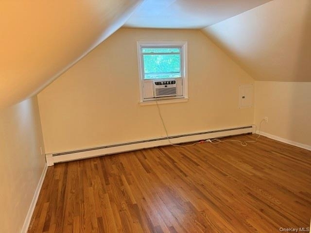 187 E 11th Street - Photo 13