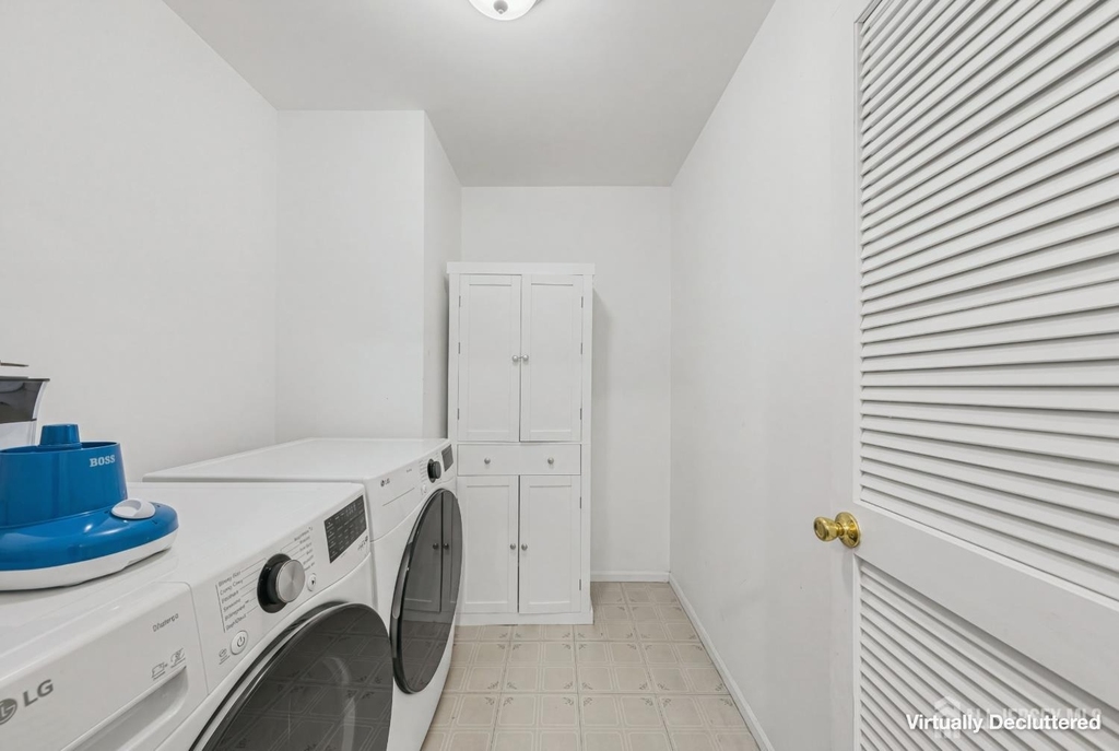 197 Barclay Court - Photo 18