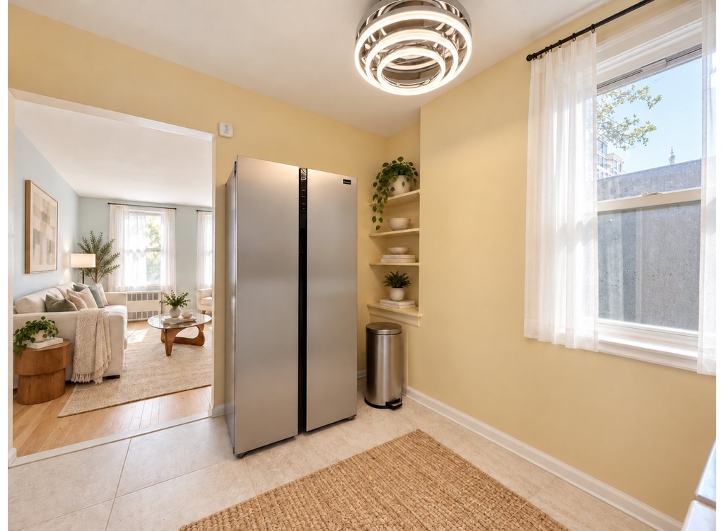 311 E 25th Street - Photo 4
