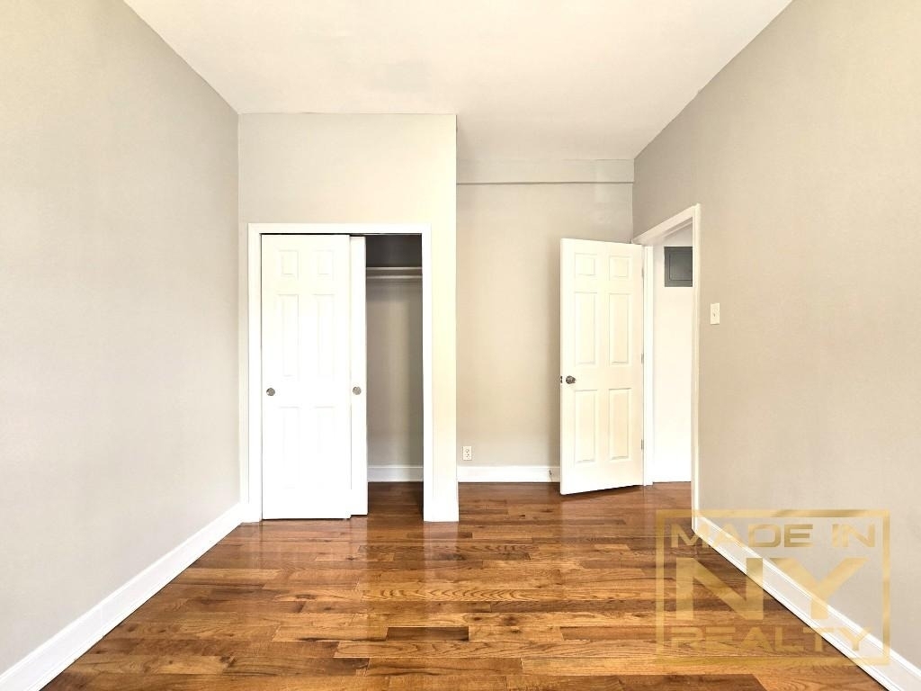 30-64 34th Street - Photo 8