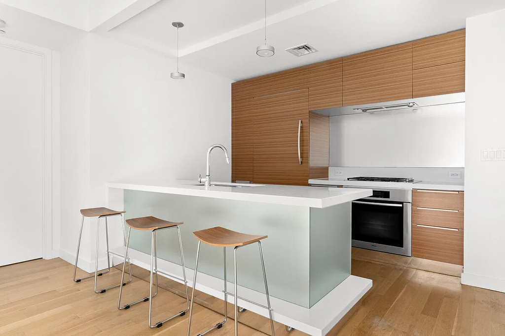 150 N 5th Street - Photo 1
