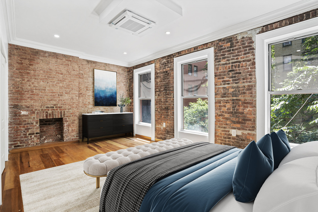 328 W 46th Street - Photo 8