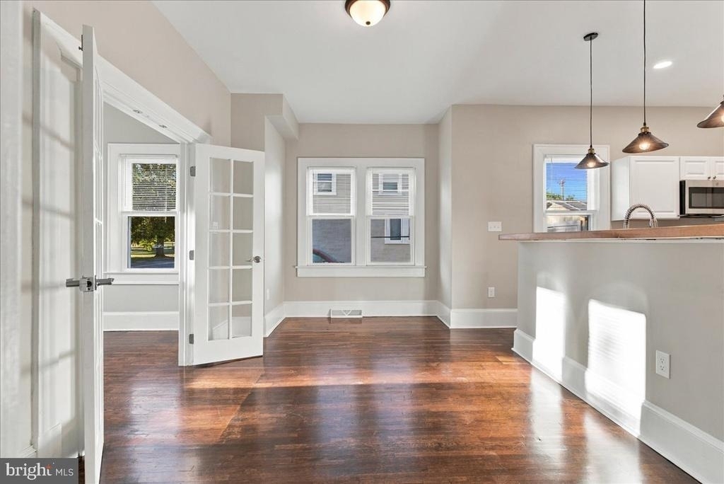 143 S Purcell Avenue - Photo 10