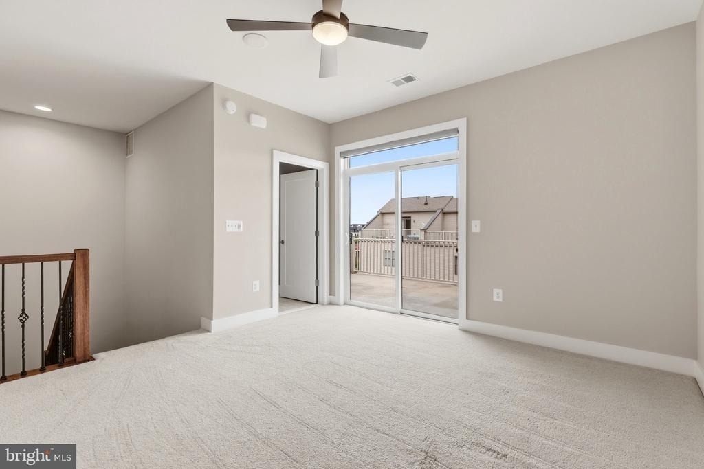 44735 Medway Terrace - Photo 12