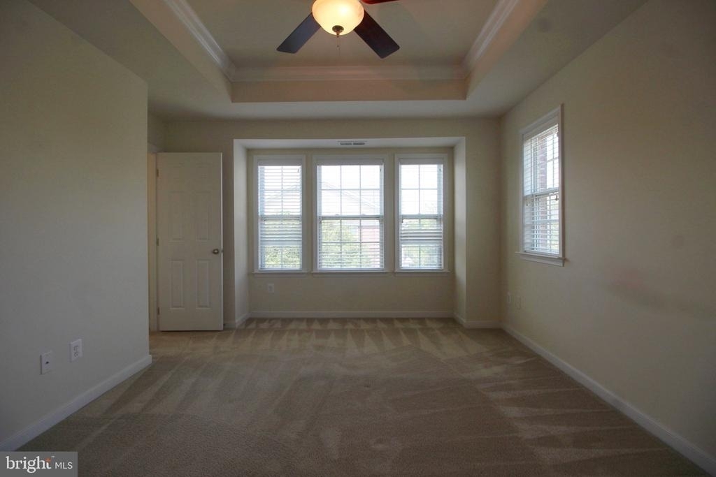 5800 Foley Street - Photo 17