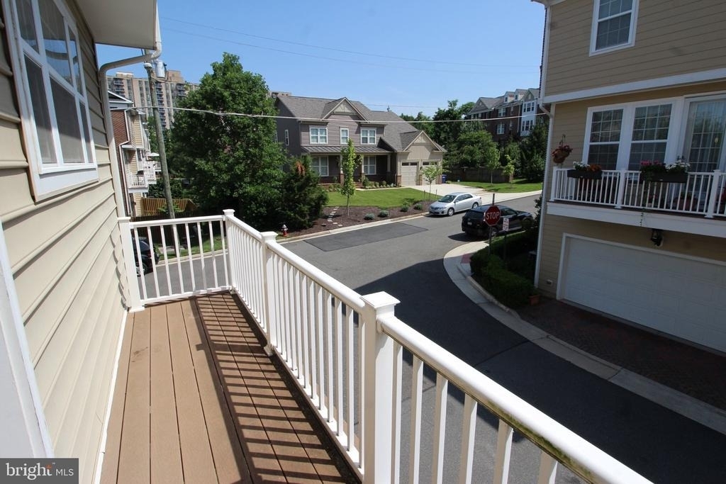 5800 Foley Street - Photo 15