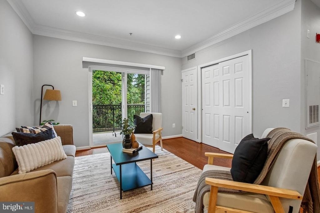 1571 Spring Gate Drive - Photo 4