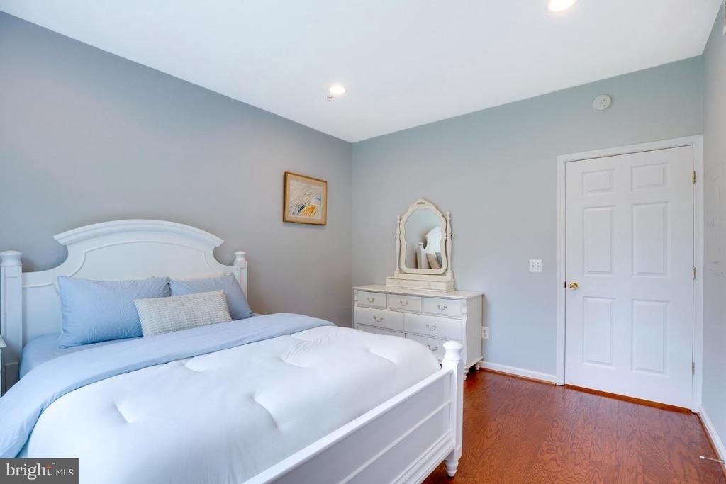 1571 Spring Gate Drive - Photo 10