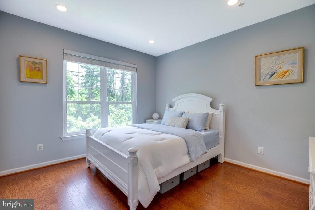 1571 Spring Gate Drive - Photo 8