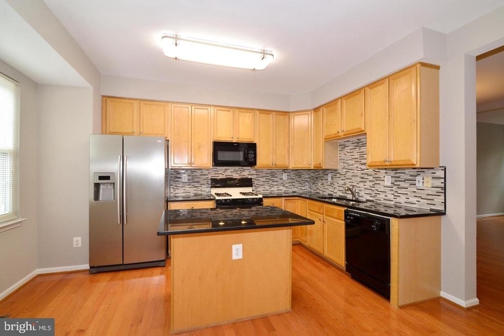 2516 Isham Randolph Drive - Photo 2