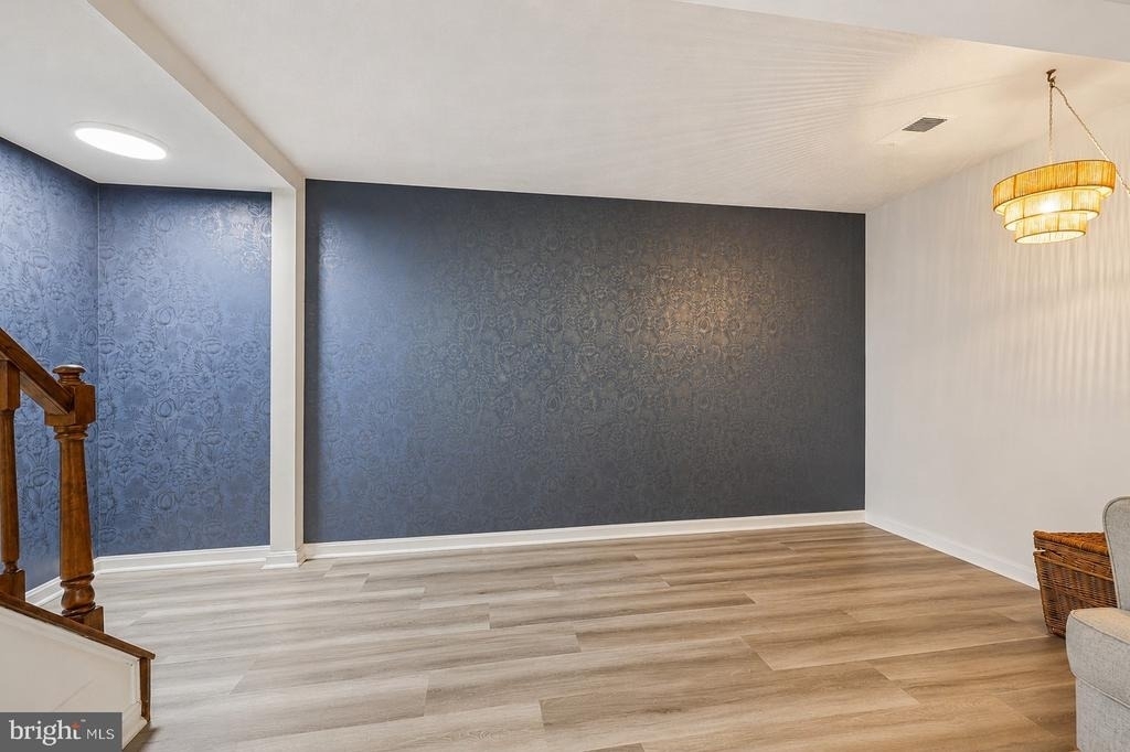 9899 Hagel Circle - Photo 7