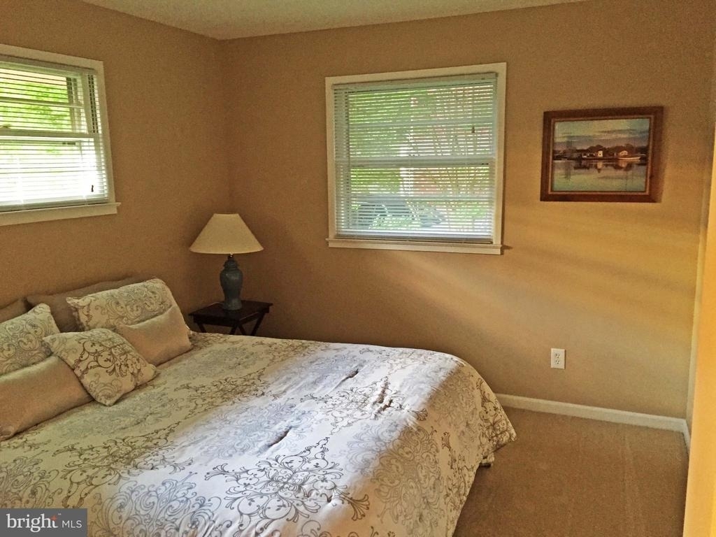 5618 Inverchapel Road - Photo 7