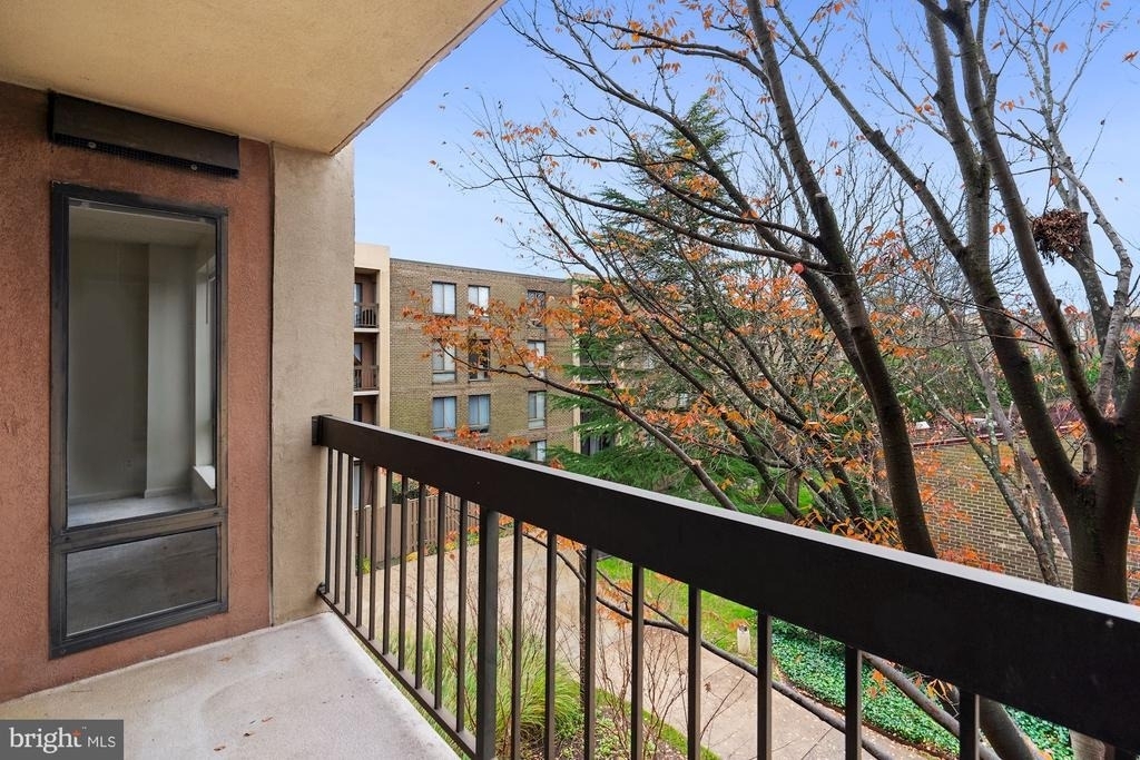 803 N Howard Street - Photo 21