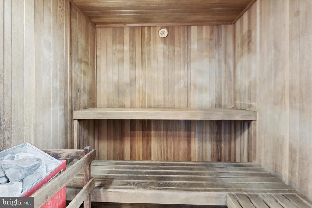 803 N Howard Street - Photo 29