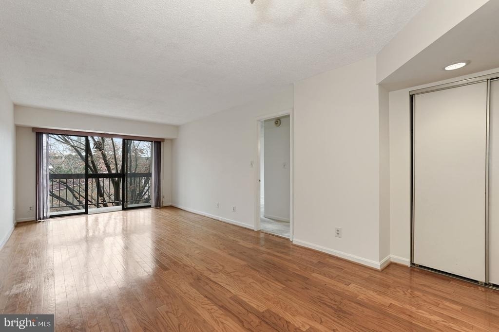 803 N Howard Street - Photo 14