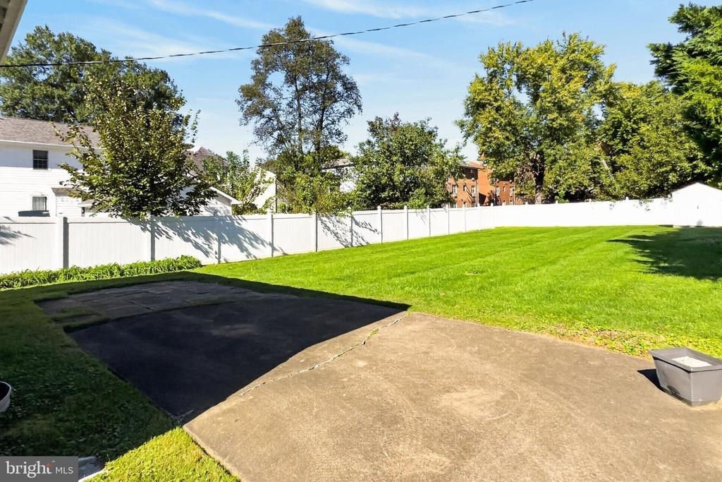 4515 7th Street N - Photo 33