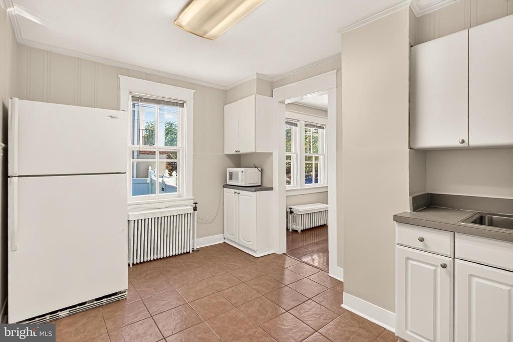 4515 7th Street N - Photo 12