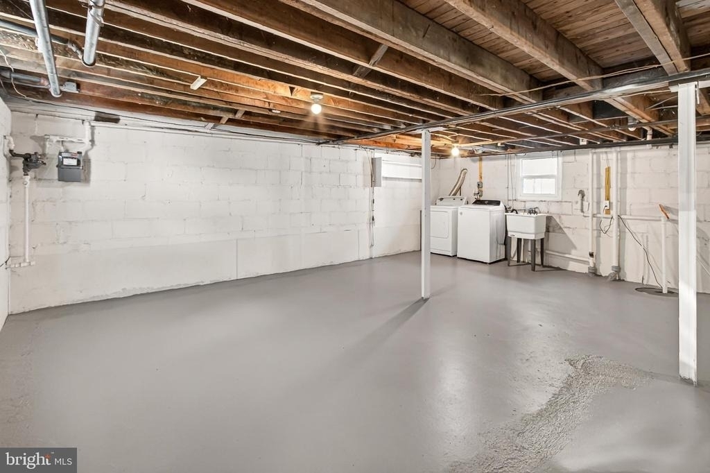4515 7th Street N - Photo 26