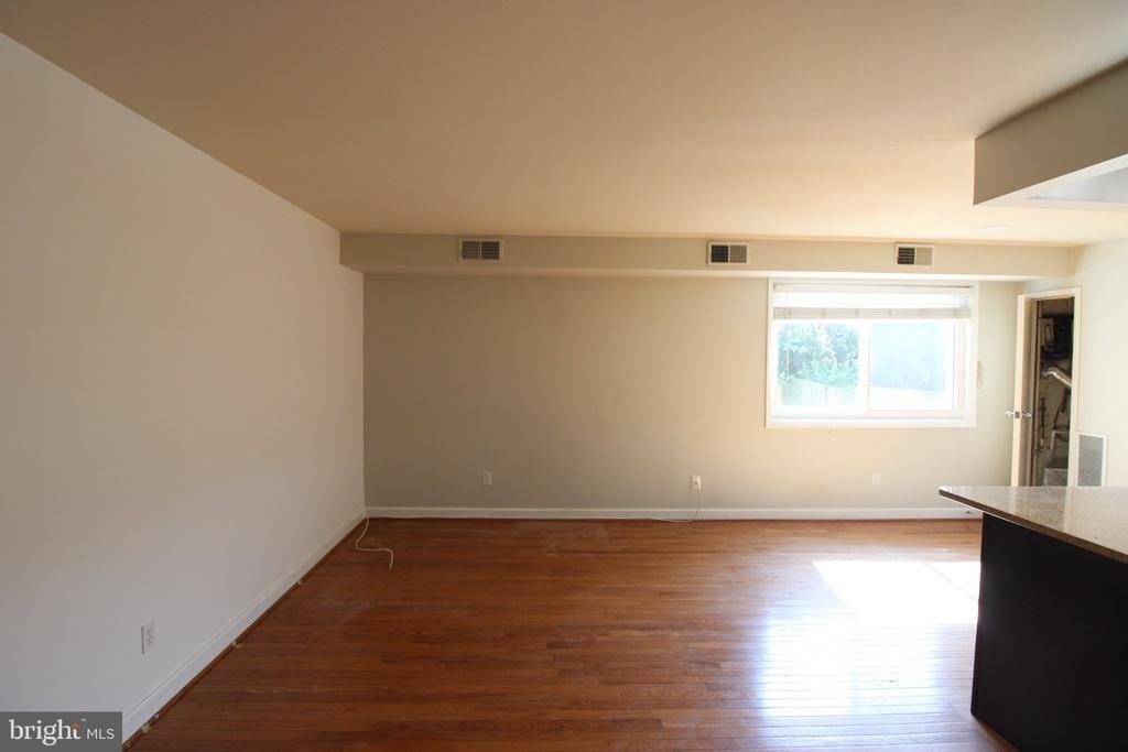 1221 N Quinn Street - Photo 6