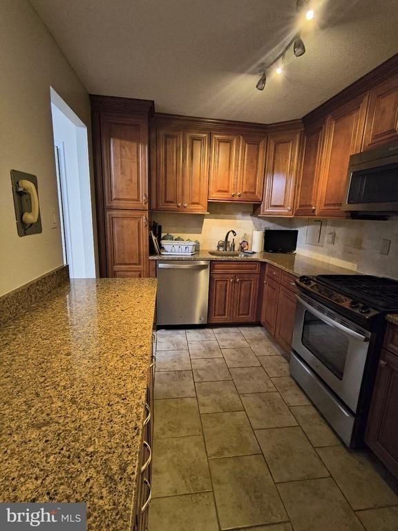 1300 Army Navy Drive - Photo 7