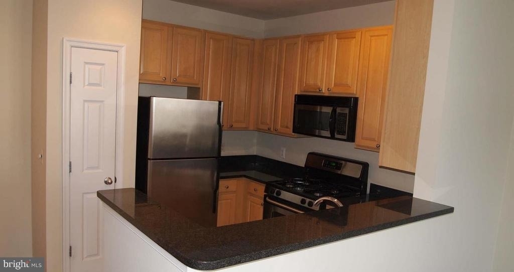 2321 25th Street S - Photo 8