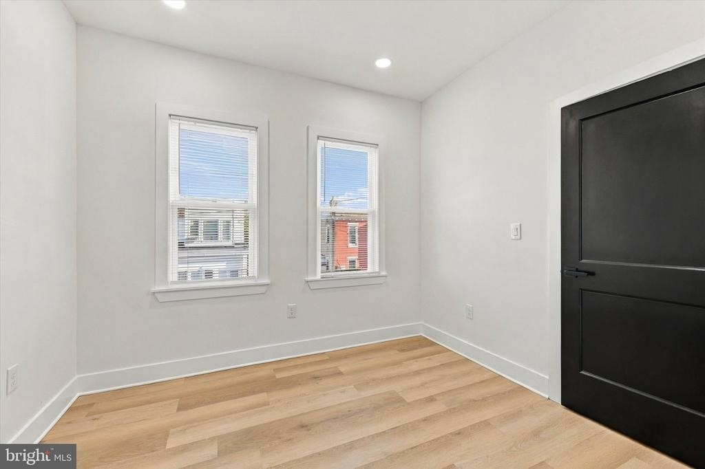 5912 Locust Street - Photo 8