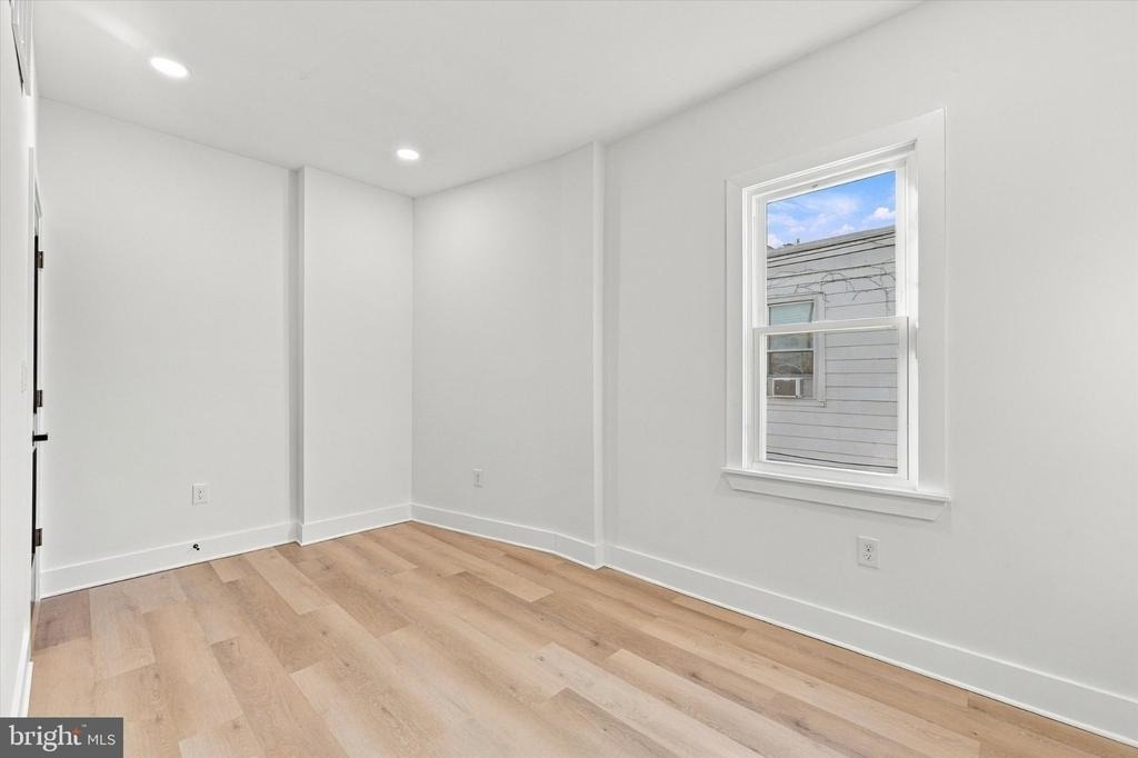 5912 Locust Street - Photo 13