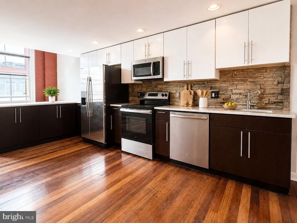 3450 J Street - Photo 2