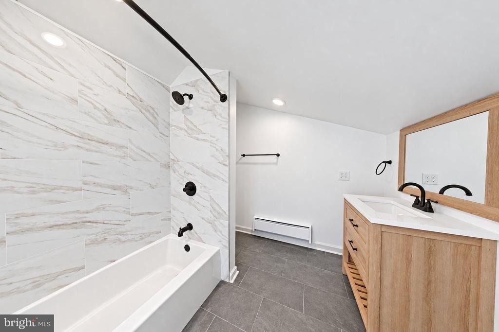 7105 Ridge Ave - Photo 4
