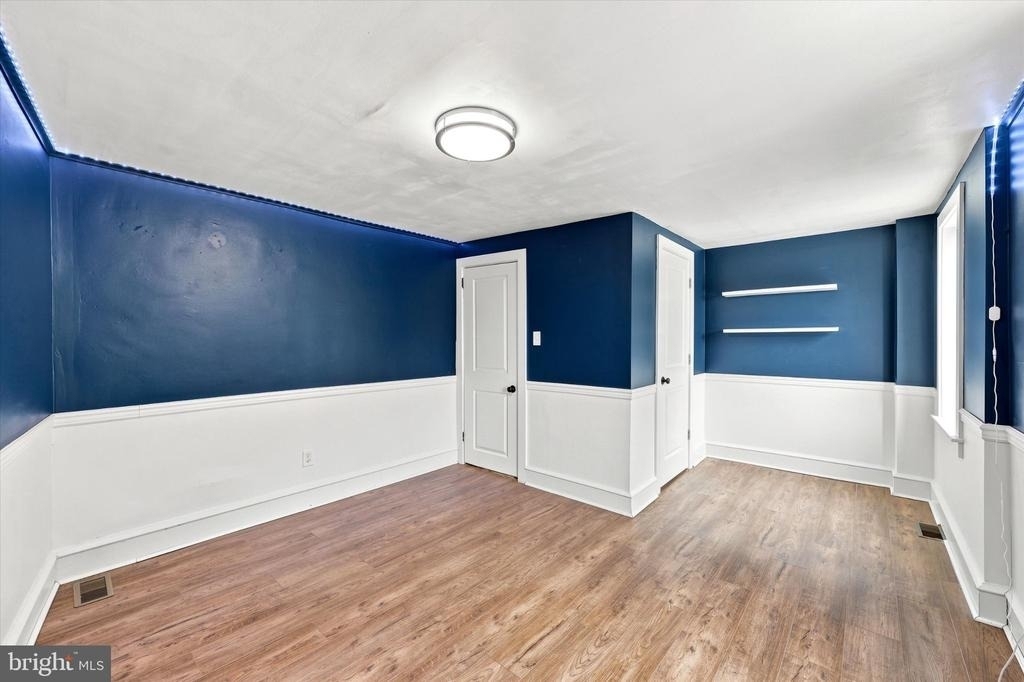 305 Carson Street - Photo 6