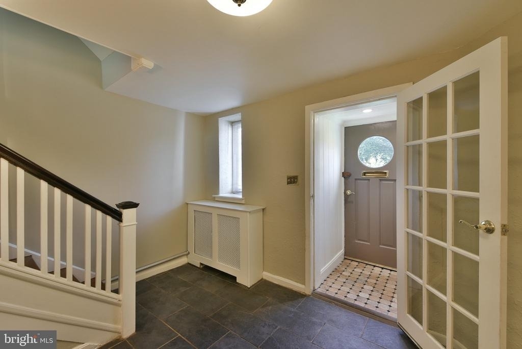 346 E Meehan Avenue - Photo 4